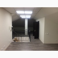 Офис-мансарда S 90 м2 + лестница