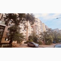 Продам 3 комнат. квартииру 65 кв.м. на Оболонеул.Зои Гайдай 9-8, м.Минская