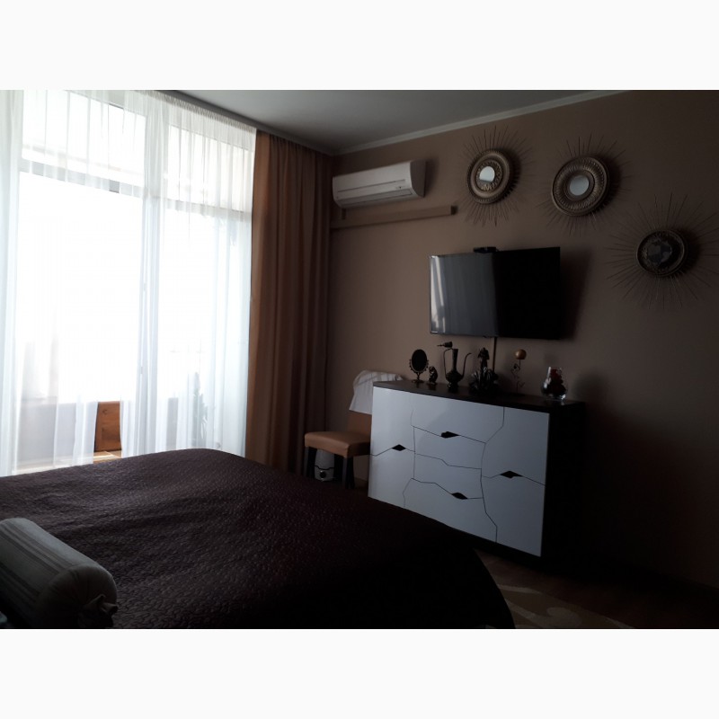Фото 6. Продам отличную крупногабаритную 2-х комнатную квартиру в престижном доме в Севастополе