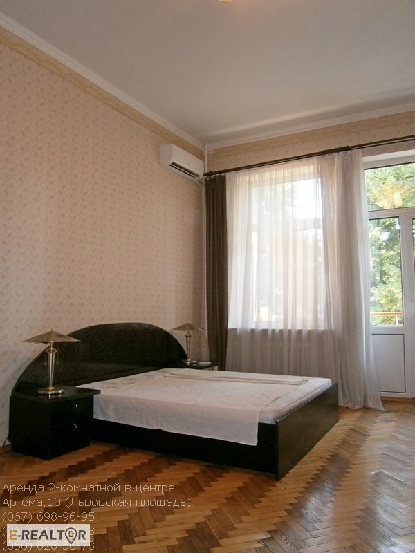Аренда 2-комнатной на Львовской площади
