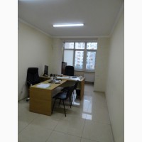 Продаж офису з ремонтом Голосіївський Ломоносова, 54