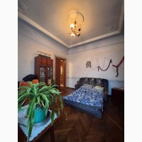 Продам 3-к квартиру в центрі Одеси