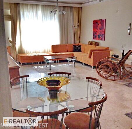 Фото 2. Квартира с двумя спальнями полностью меблирована в самом центре Оба, Турция