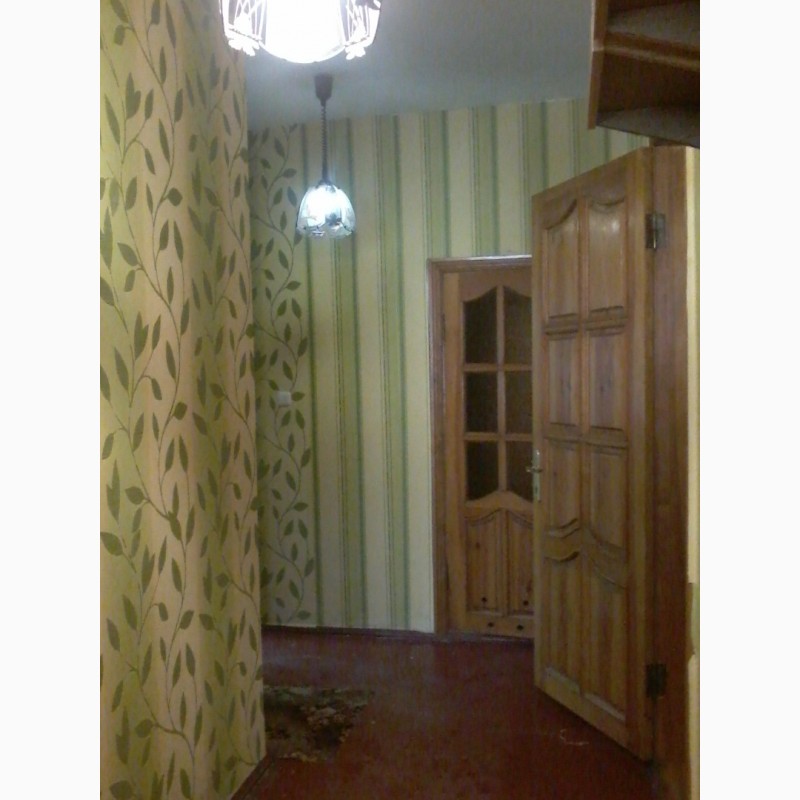 Фото 9. Сдаётся 2-комнатная Сталинка с автономным отоплением, проспект Ушакова 79. Без мебели