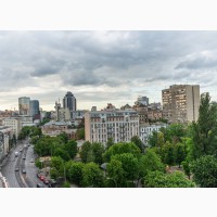 Продажа 4 ком.квартиры с ремонтом в Центре ул. Антоновича