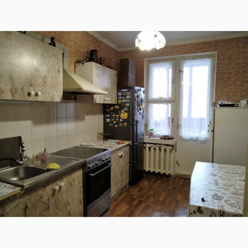 Фото 12. 4 ком квартиру на Старонаводницкой в хорошем состоянии продам