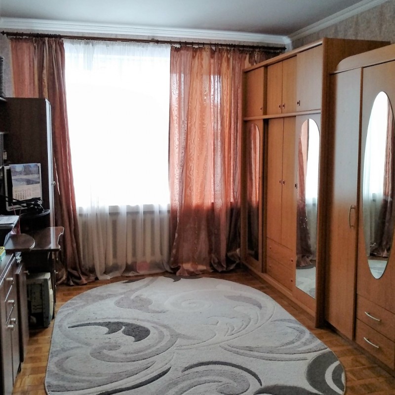 Фото 5. 4 ком квартиру на Старонаводницкой в хорошем состоянии продам