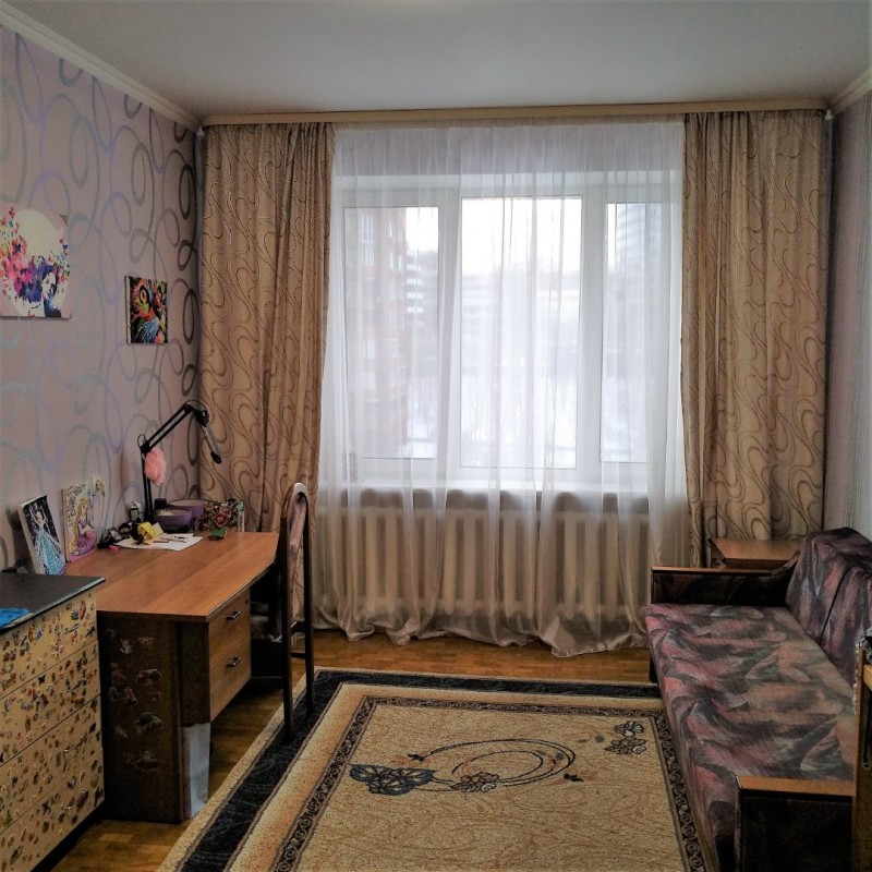 Фото 8. 4 ком квартиру на Старонаводницкой в хорошем состоянии продам