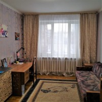 4 ком квартиру на Старонаводницкой в хорошем состоянии продам
