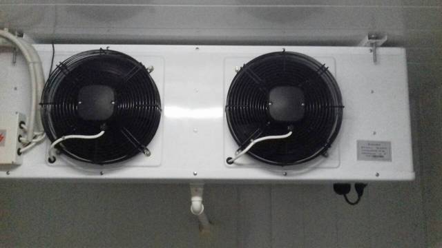 Фото 2. Промышленная холодильная установка (низкотемпературная морозильная камера