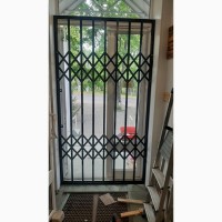 Раздвижные решетки металлические на двери окна балконы витрины Производство и установкa