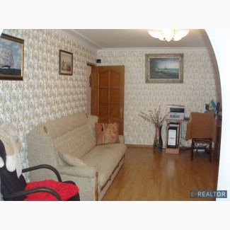 Продам 3-х комнатную квартиру в Ялте с ремонтом и мебелью