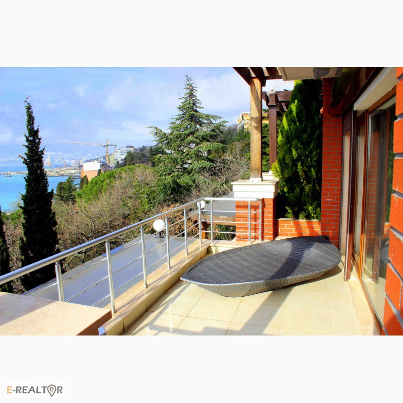 Фото 2. Продажа панорамной квартиры в Прибрежном Рипарио