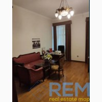 Продам 4-х комнатную квартиру в Центре на ул. Коблевской