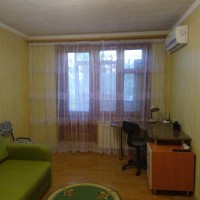 Сдам 1-но комнатную квартиру метро Героев Труда