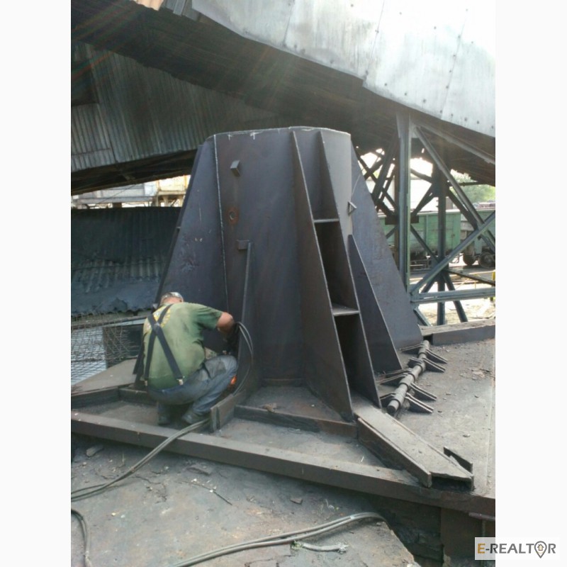 Фото 15. Производство и монтаж стальных промышленных дымовых и вентиляционных труб
