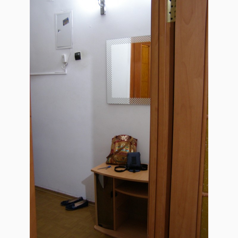 Фото 6. 2-комнатная квартира с большой пристройкой, 1-й этаж, ул.Филатова