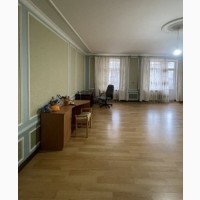 Продам частный дом с террасой в центре Одессы 395 м, 3 эт, гараж, подвал