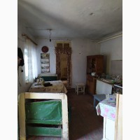Продается добротный дом под ремонт на Бахчиванджи