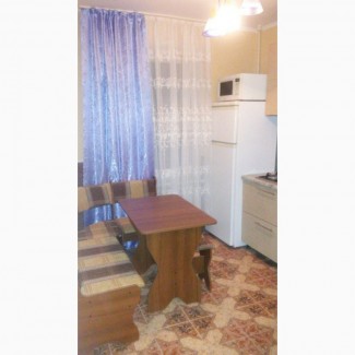 Сниму 3-комнатную квартиру в районе Таврический, можно без мебели