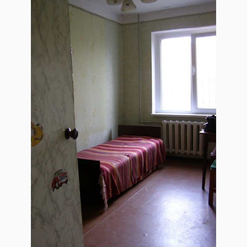Фото 2. 2-комнатная квартира в районе рынка Шуменский, ул. Лавренёва. 1/9 эт. без балкона